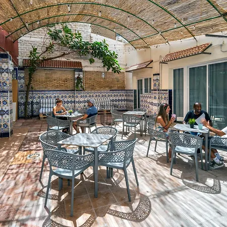 Som Hostel Valencia-3